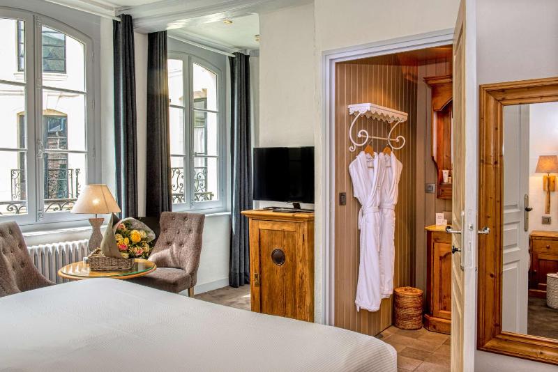 Superior Room image 3