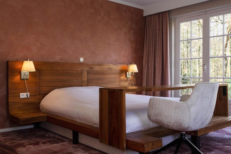 Junior Suite image 1