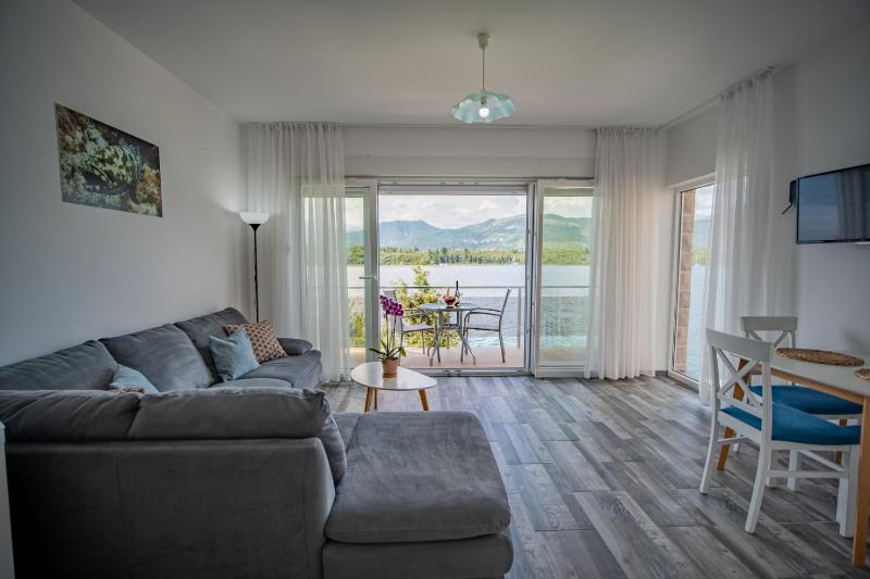 Apartments Edera - image 8