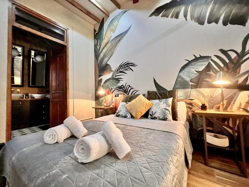 A charming Stand and Stay flat in Alicante - image 6