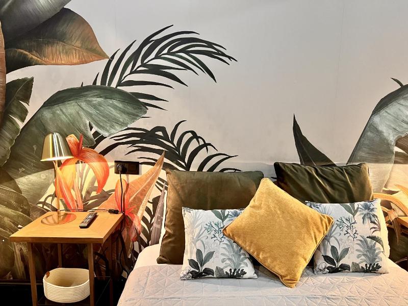 A charming Stand and Stay flat in Alicante - image 9