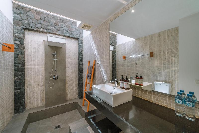 Villa Kalila: Elegant 2 BR Villa in Perfect Location ! - image 34