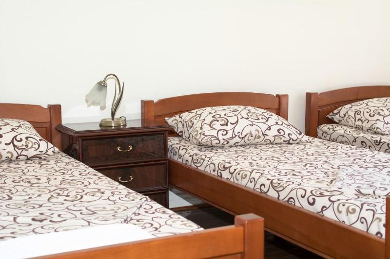 One-Bedroom Apartment with Balcony and Sea View image 3
