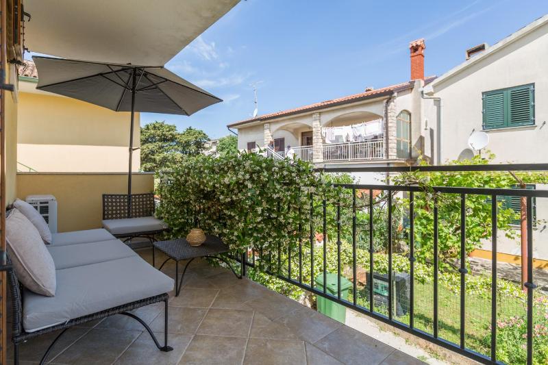 Two-Bedroom Apartment with Balcony image 2