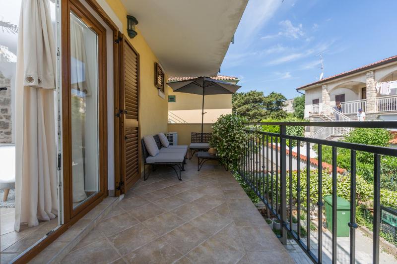 Two-Bedroom Apartment with Balcony image 3
