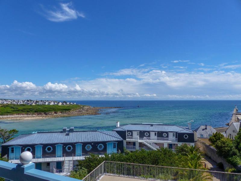 One-Bedroom Apartment with Sea View (4 Adults) image 4