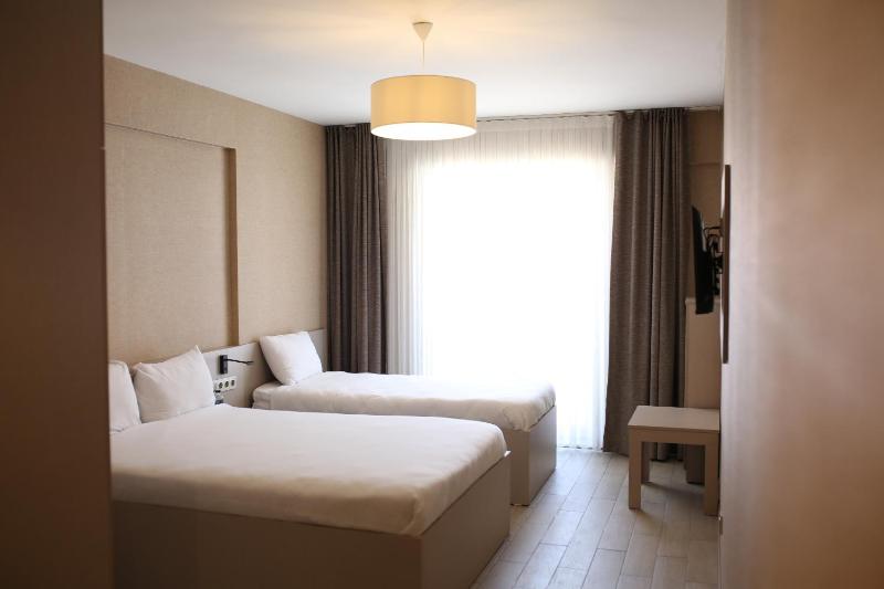 Triple Room image 4