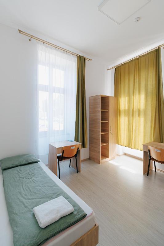 Collegium Varadinum Rooms - image 22