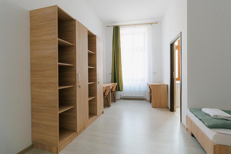 Collegium Varadinum Rooms - image 5