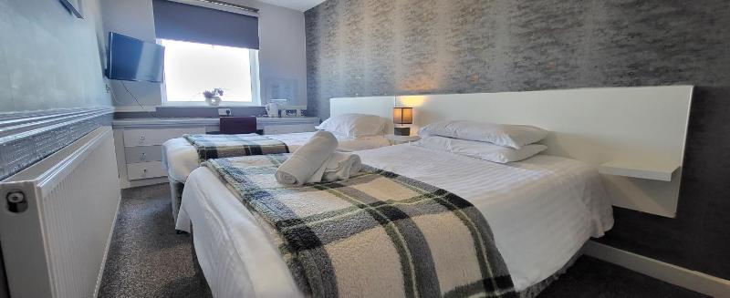 Twin Room with Sea View image 4