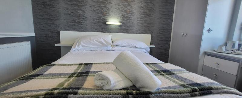 Double Room with Sea View image 4
