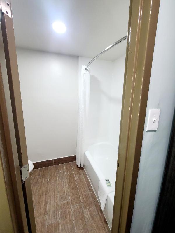 Home2 Suites by Hilton Outer Banks Kill Devil Hills - image 15