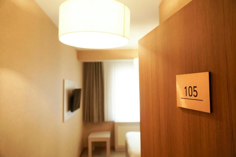 Triple Room image 1