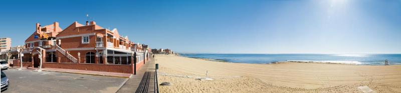 Lloyds Beach Club - image 19