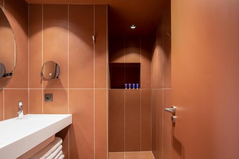 Standard Double Room Garden Level image 1