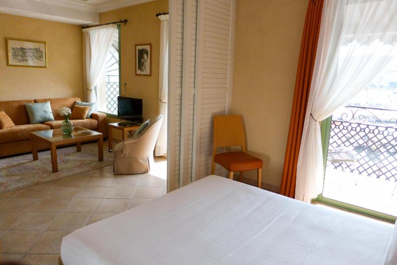 Two bedroom apartment with terrace sea view 2 image 3