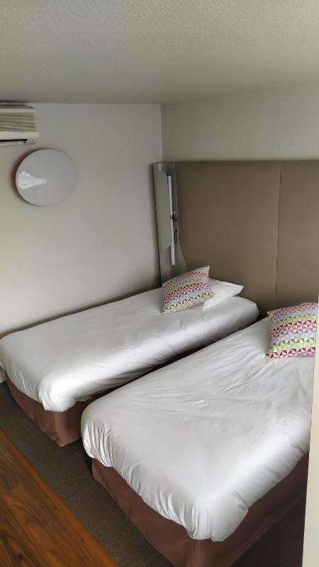 New Generation Triple Room (1 Double Bed + 1 Junior Bed) image 3