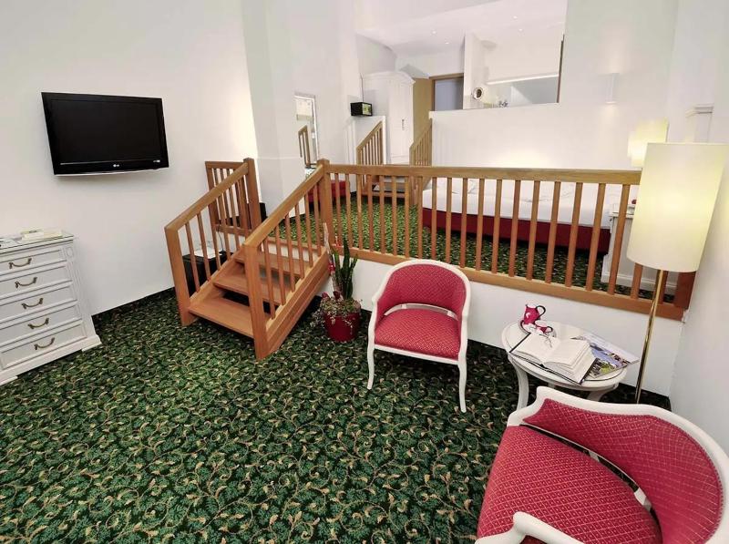 Deluxe Room - Hypoallergenic image 4