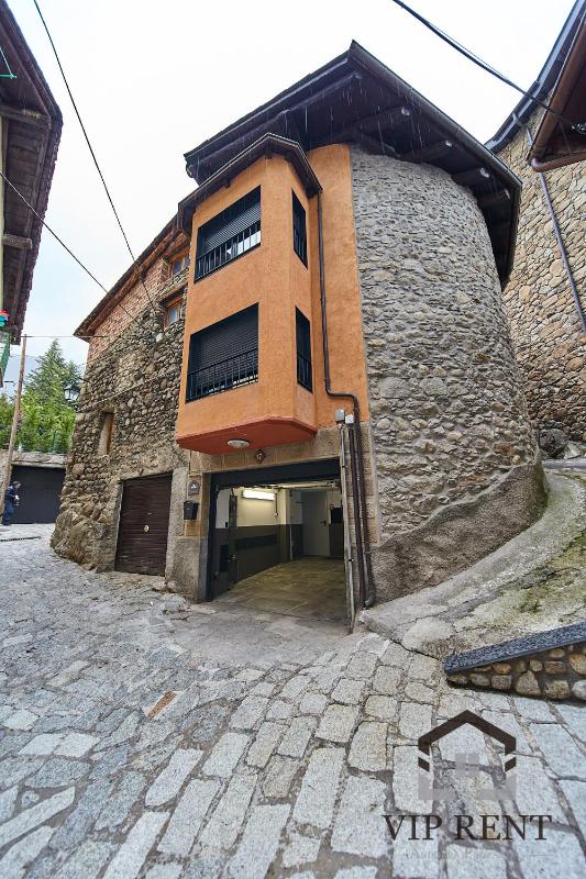 Three-Bedroom Villa image 3