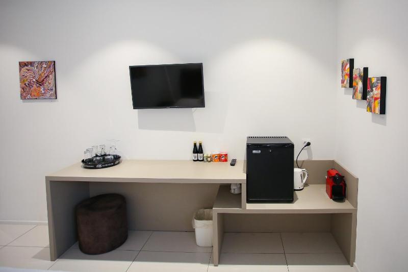 Double Room image 4