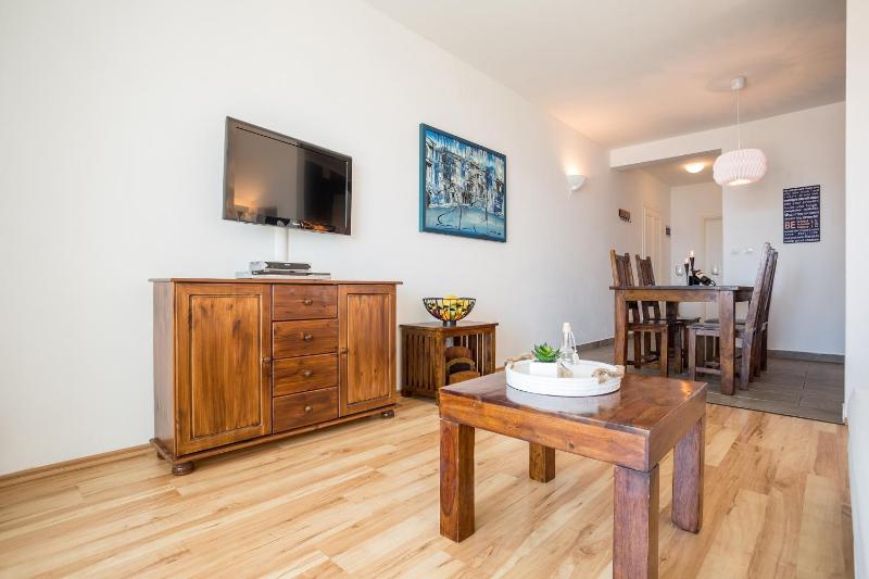 Zlatni Bol Apartments - image 46