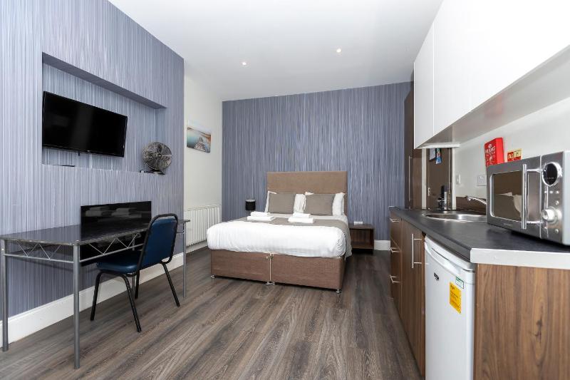 Triple Studio image 4