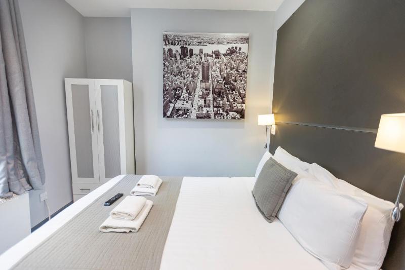 Standard Studio image 3