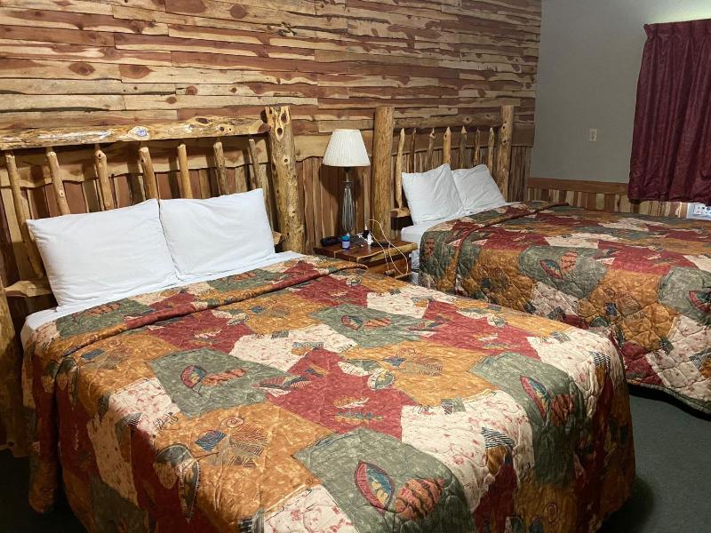 Deluxe Double Room image 2
