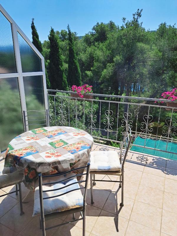 Apartment with Terrace image 2
