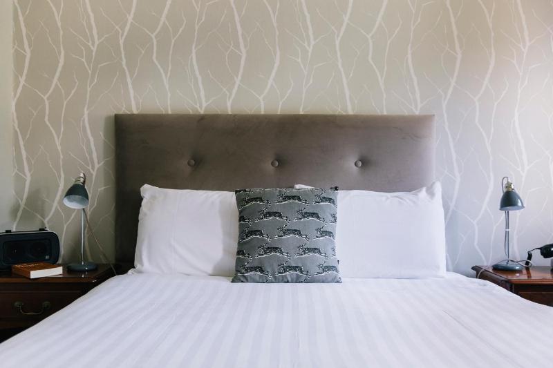 Single Room image 1