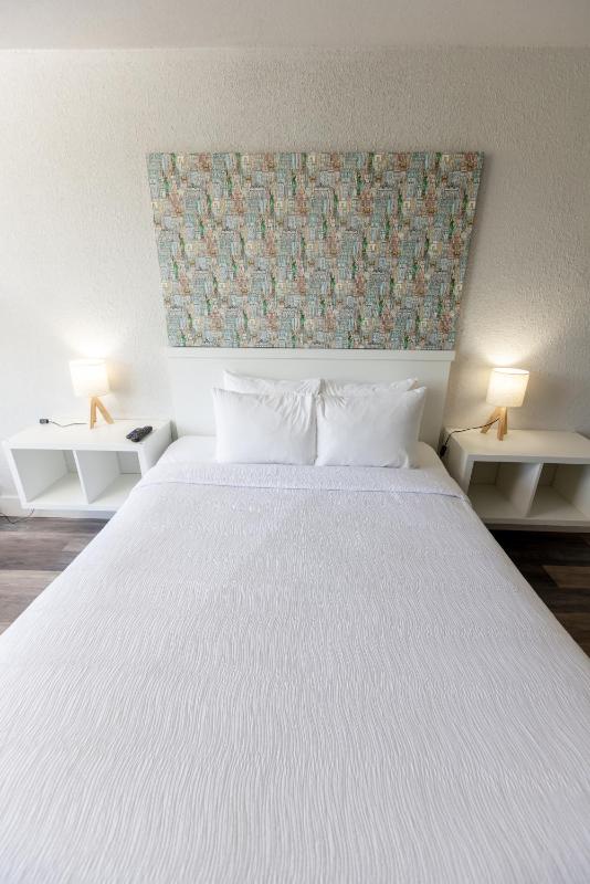 Double Room image 2