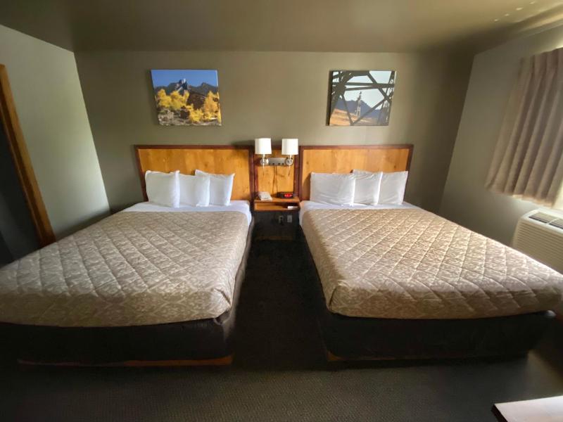 Double Room image 4