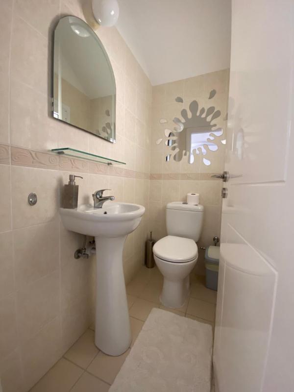Corner townhouse in Regina Gardens Pafos - image 7