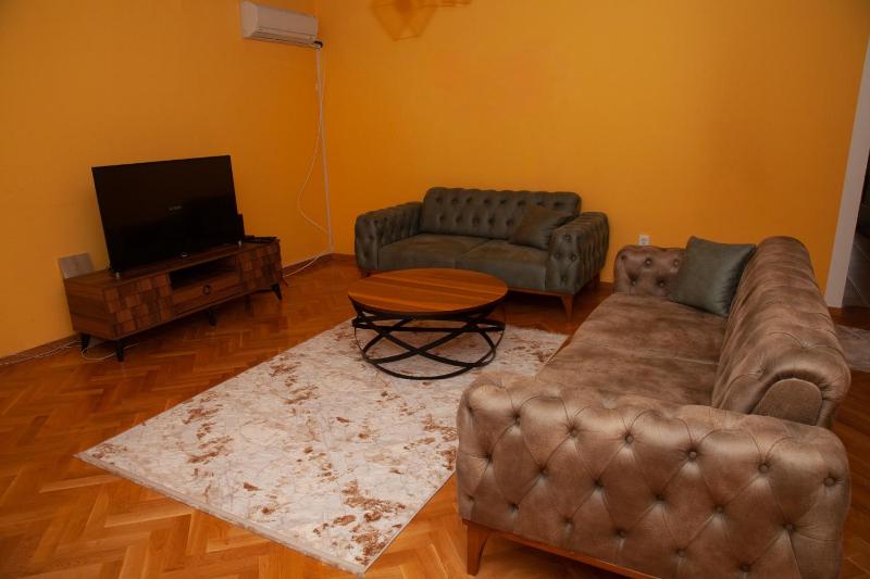 Vila Omar - image 12