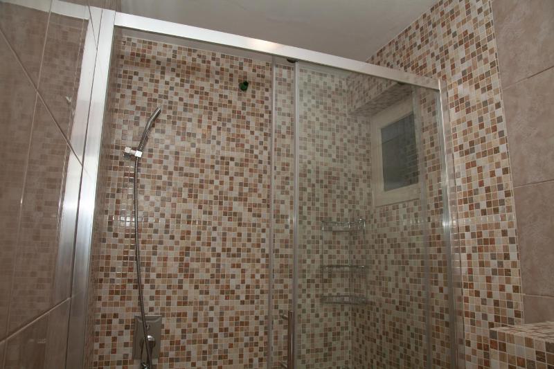 Vila Omar - image 13