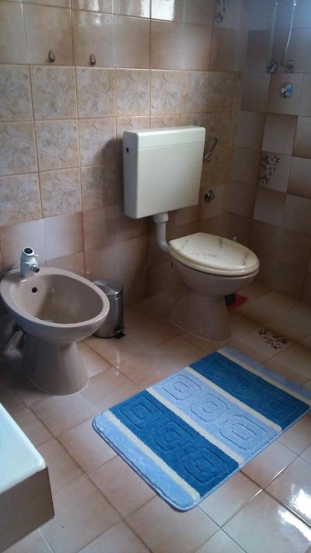 Double Room image 3