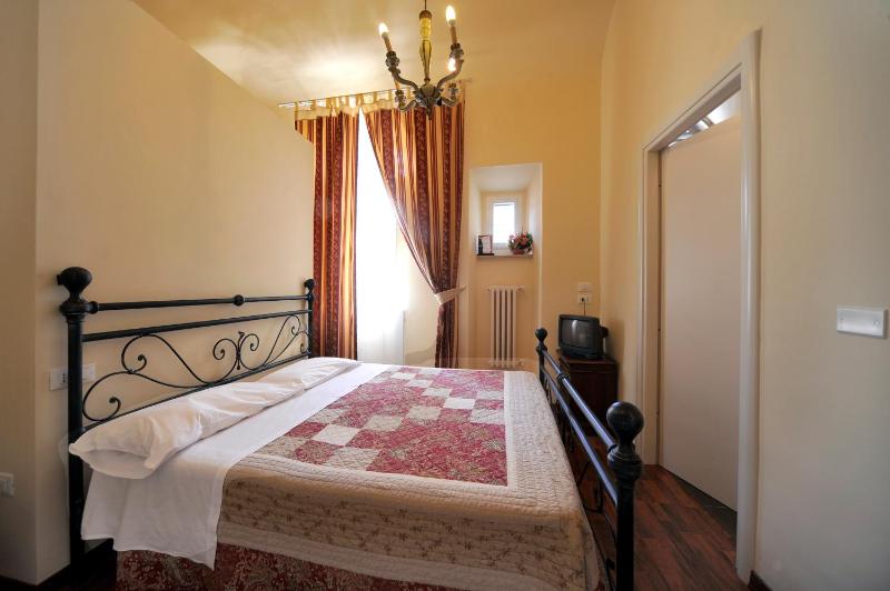 Hotel Iris - image 18