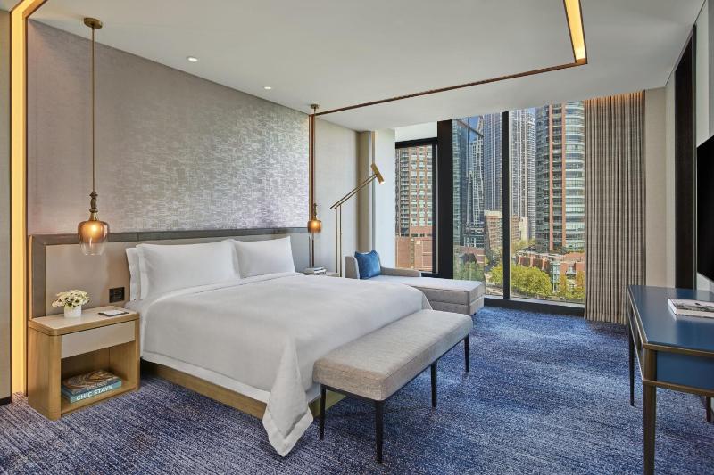 Caroline Astor Suite image 1