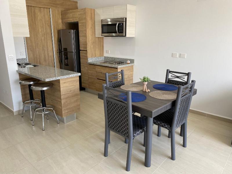 Nuevo Departamento con Excelente Ubicación y Muy Bonita Alberca - Residencial Almarena II - image 6