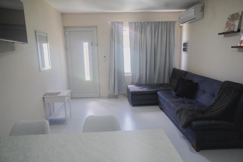 Pavia's Centerpoint Oasis - image 9