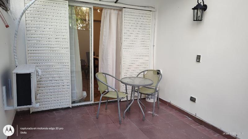 Dpto. en Almagro frente al Hospital Italiano - image 12
