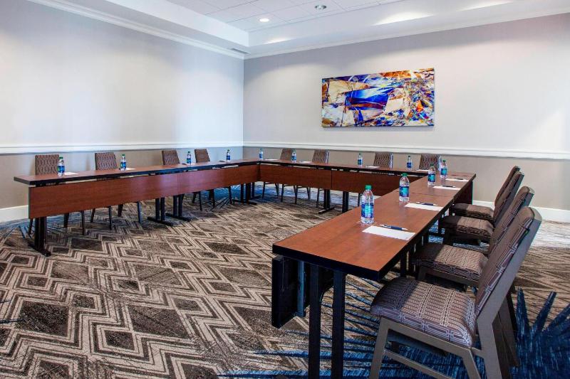 Sheraton Jacksonville Hotel - image 13
