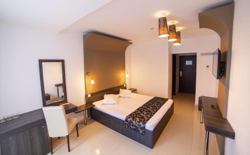 Superior Double or Twin Room image 1