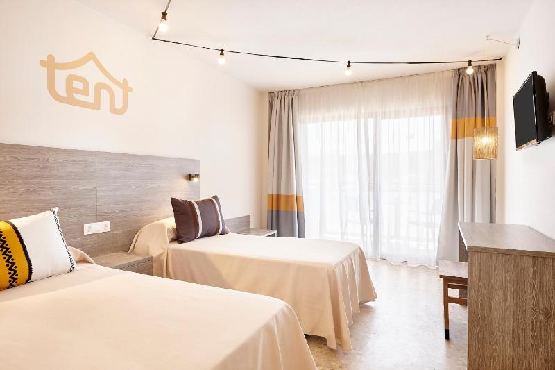 Twin Room & Unlimited Brunch image 4