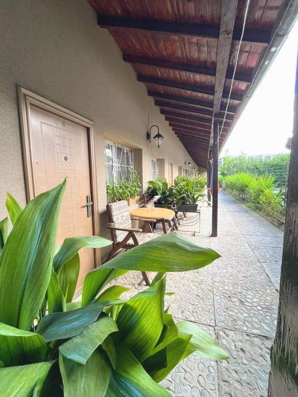 Budget Double Room with Patio image 4