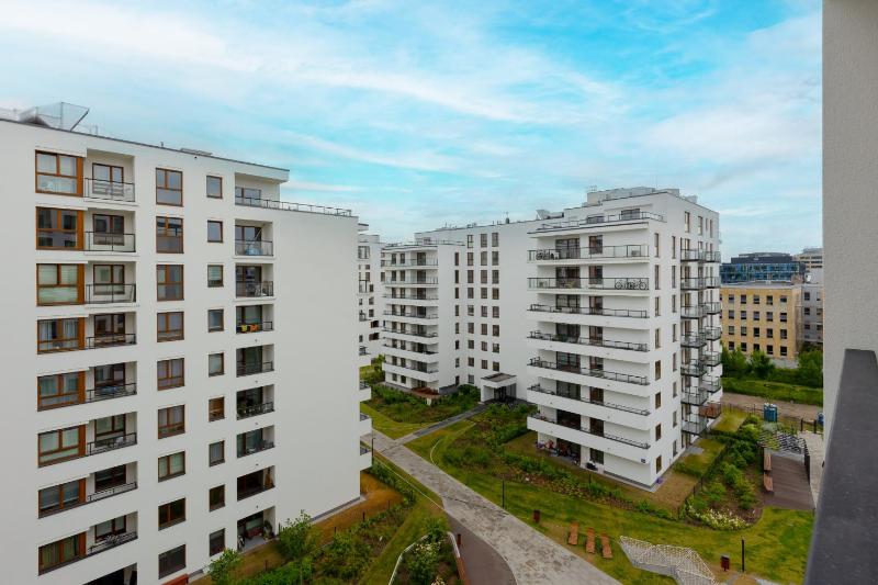 Pozytywny Mokotów Apartment with Balcony Warsaw by Noclegi Renters - image 13