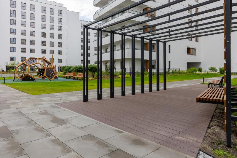 Pozytywny Mokotów Apartment with Balcony Warsaw by Noclegi Renters - image 2