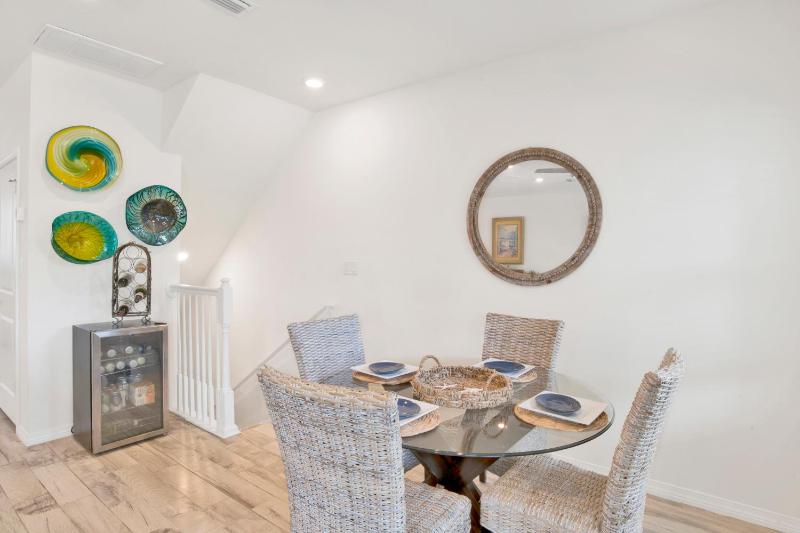 Lost Key 14558 Salt Meadow Dr By Pkrm - image 24