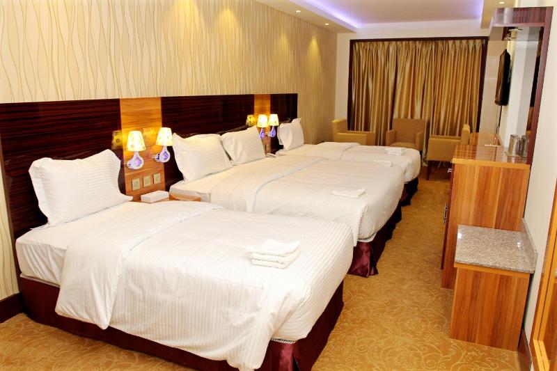 Comfort Quadruple Room image 2