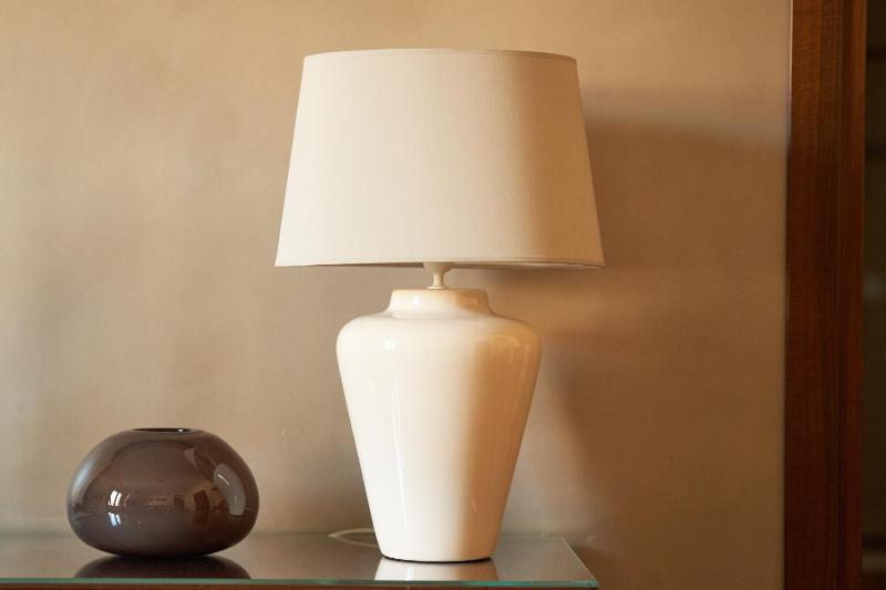 Suite with Sofa Bed image 4